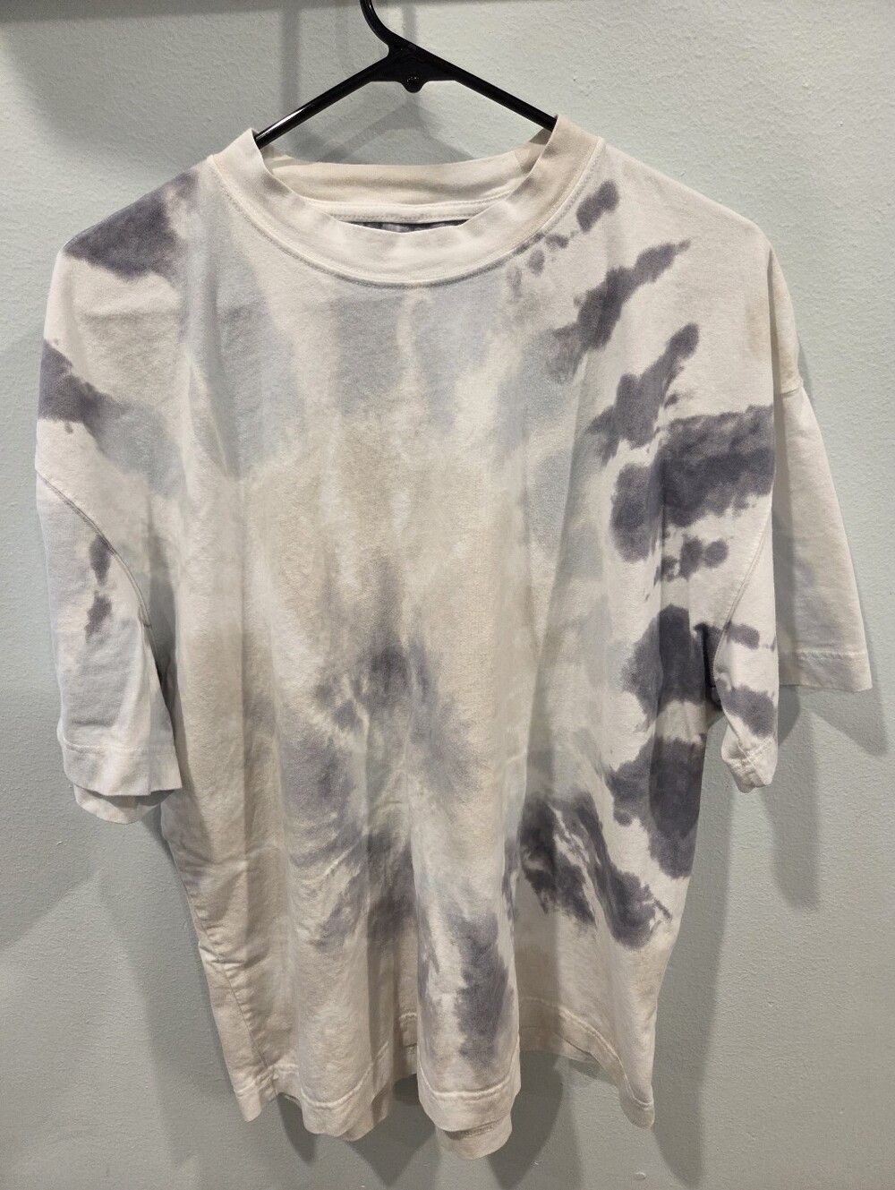 Hollister White And Grey Tie Dye Tee